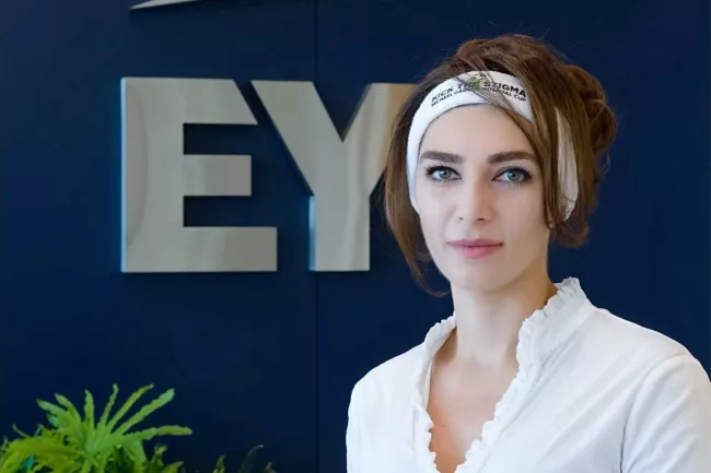 Diana Arsenyan  Diana Arsenyan