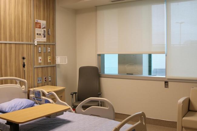 mock inpatient room 