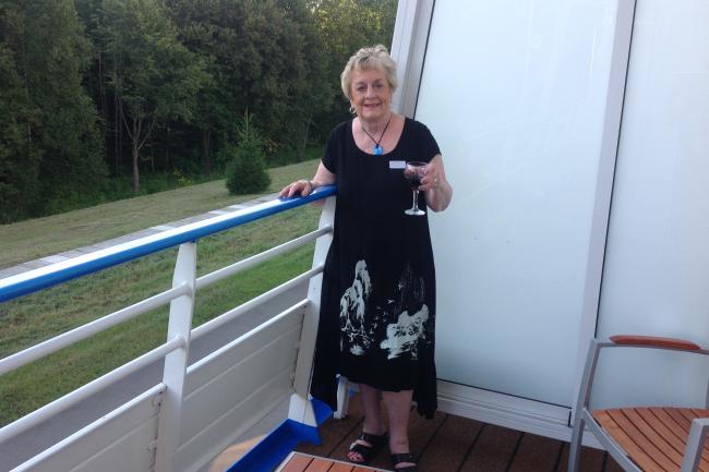 MGH grateful patient donor Patricia Cosway pictured on a balcony