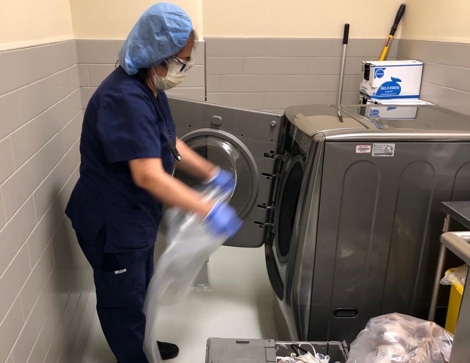 Maria washing masks